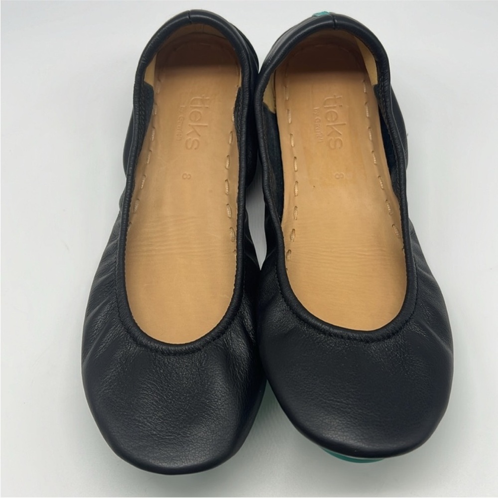 Tieks Black Ballet Flats with Teal Soles size 8